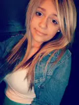 Chatter avec cerize97_23 et des femmes célibataires vers Mourmelon-Le-Grand