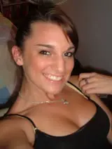 Chat with tournesol_23 and singles women in Youville