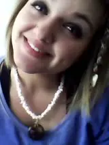 Chatter avec lavieestbelle_18 et des femmes célibataires vers Gravelines