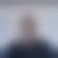 Chat with  leuhetael107019881
