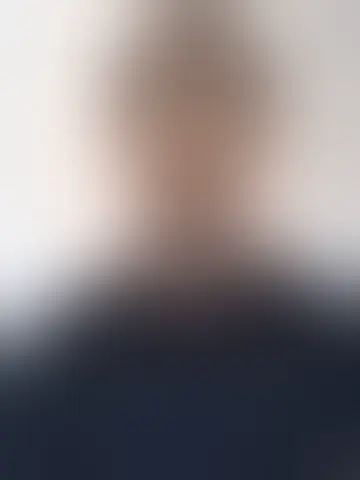 Discutez avec lfl et des hommes célibataires vers Paris 08 Élysée