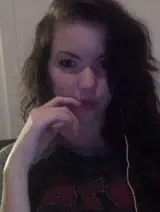 Chatter avec melanieseul_20 et des femmes célibataires vers Orléans
