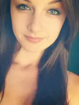 Chatter avec stefnie_21 et des femmes célibataires vers Tarare