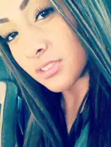 Chatter avec stella_23 et des femmes célibataires vers Clermont-Ferrand