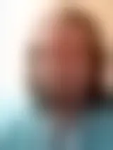 Chatter avec unmecbien et des hommes célibataires vers Juan-les-Pins